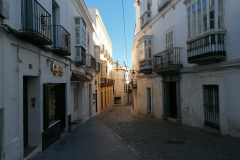 Huebsche-Gassen-in-Tarifa-