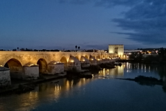 Puente-Romano-am-Abend