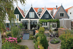 Wohnhäuser--in-Hoorn