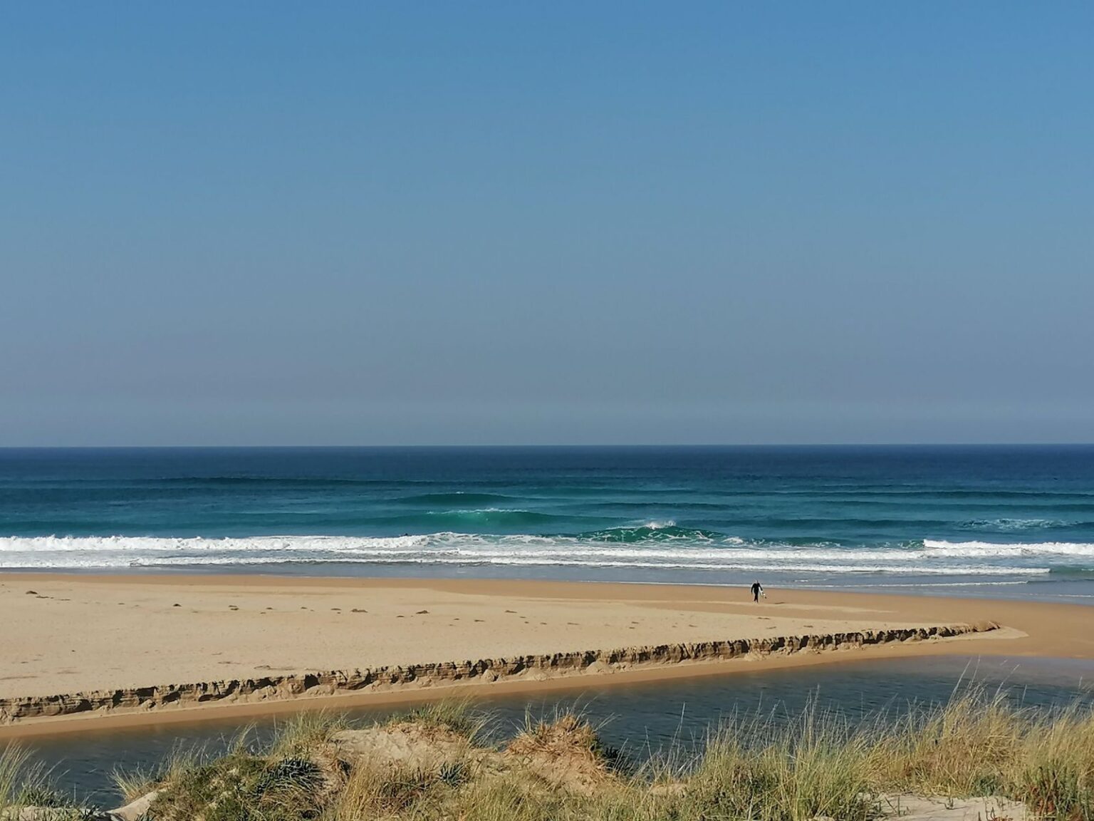 Am-Atlantik-von-Valdovino-ein-beliebter-Surfer-Strand Am-Atlantik-von-Valdovino-ein-beliebter-Surfer-Strand