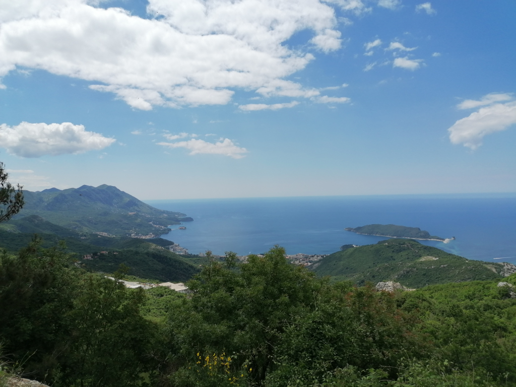 Anfahrt-nach-Cetiinje Anfahrt-nach-Cetiinje