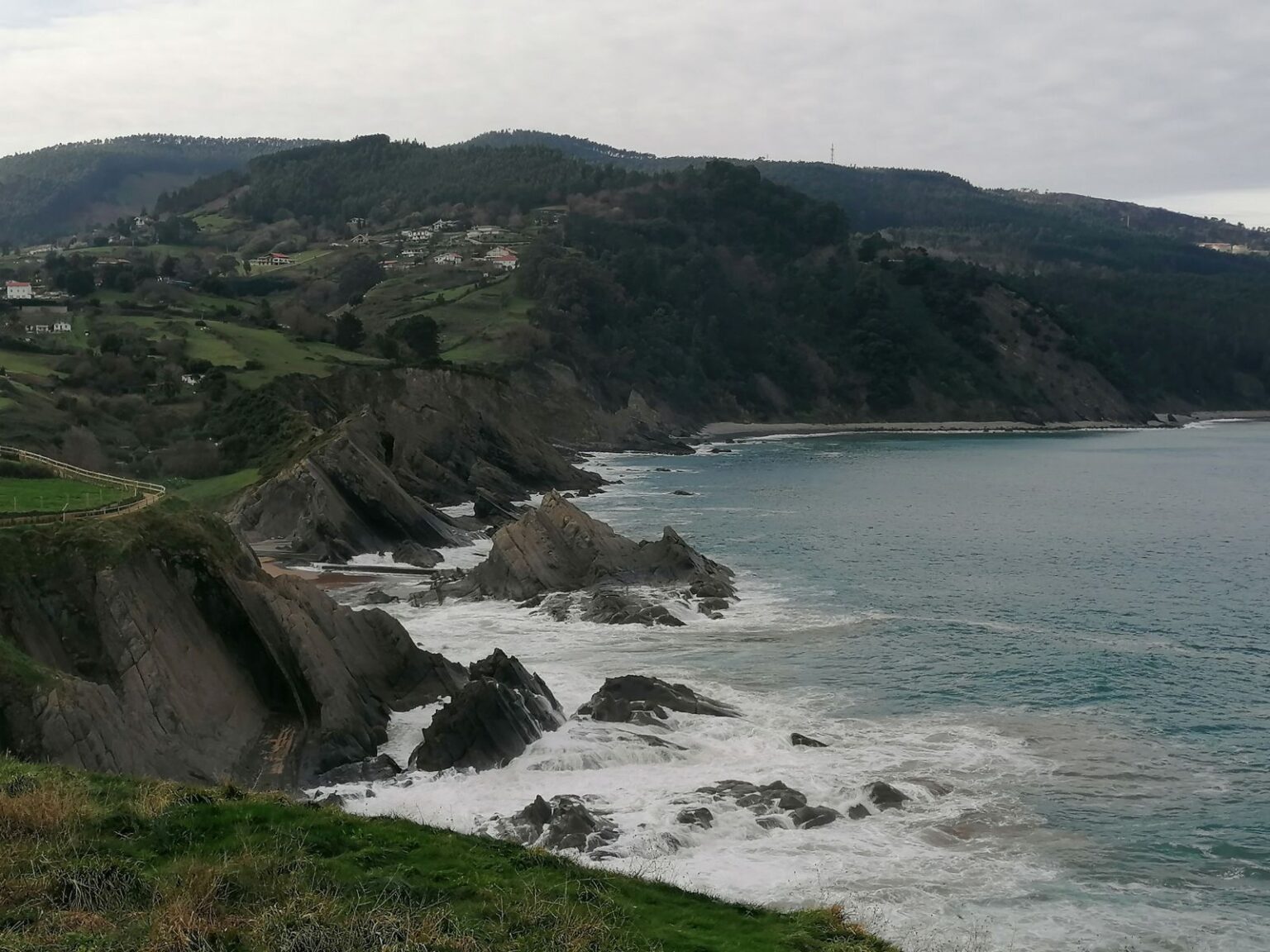 Aussicht-auf-das-Meer-und-Kueste