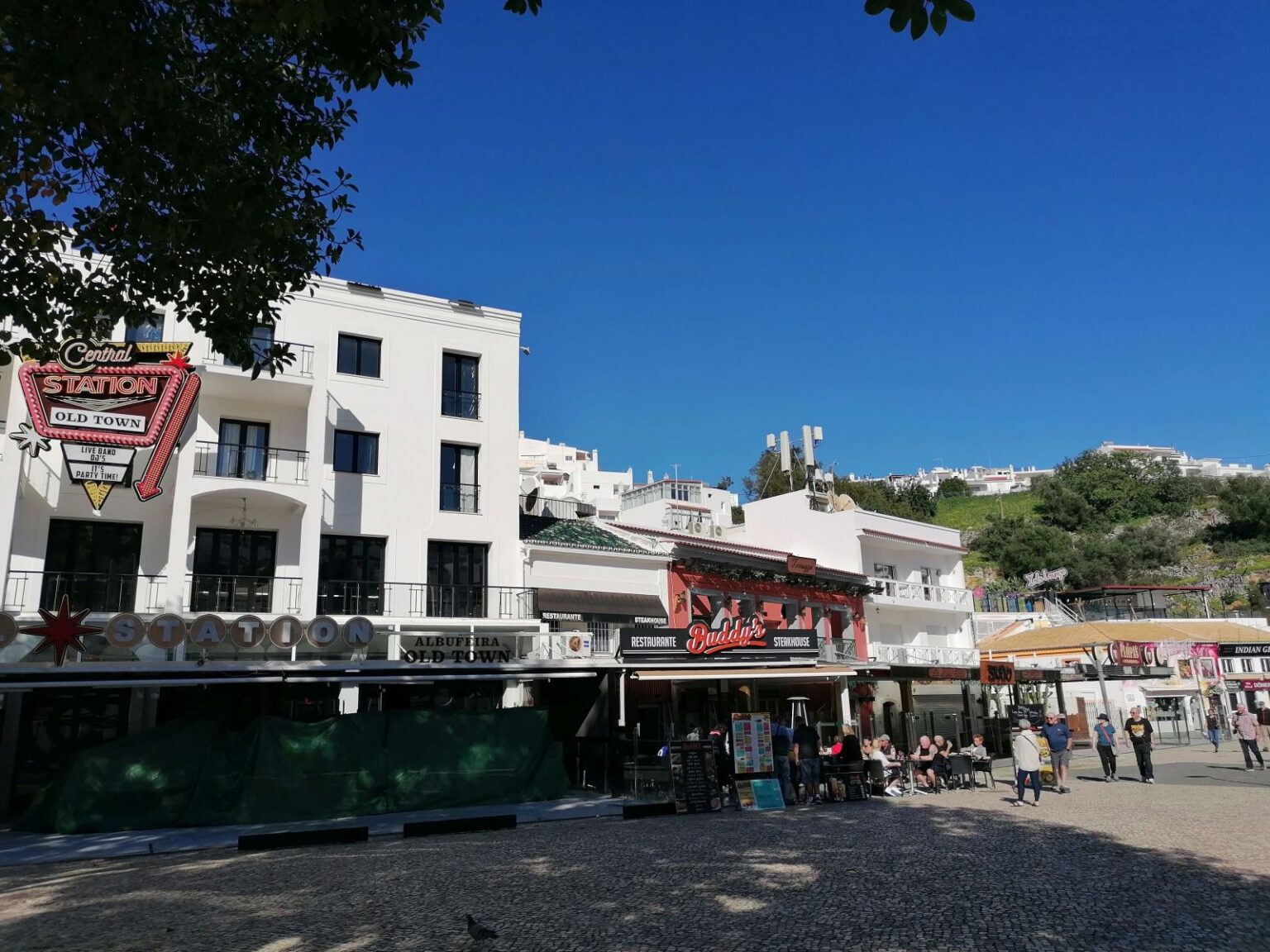 Bars-in-der-Innenstadt