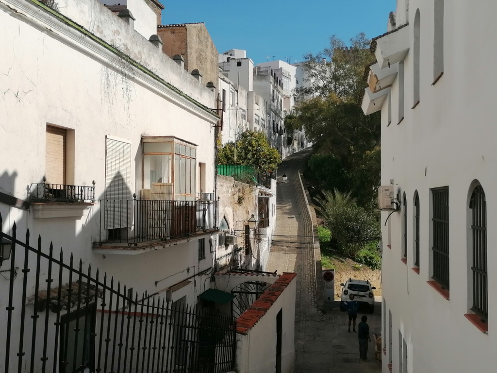 Besuch-der-schoenen-Stadt-Acros Besuch-der-schoenen-Stadt-Acros