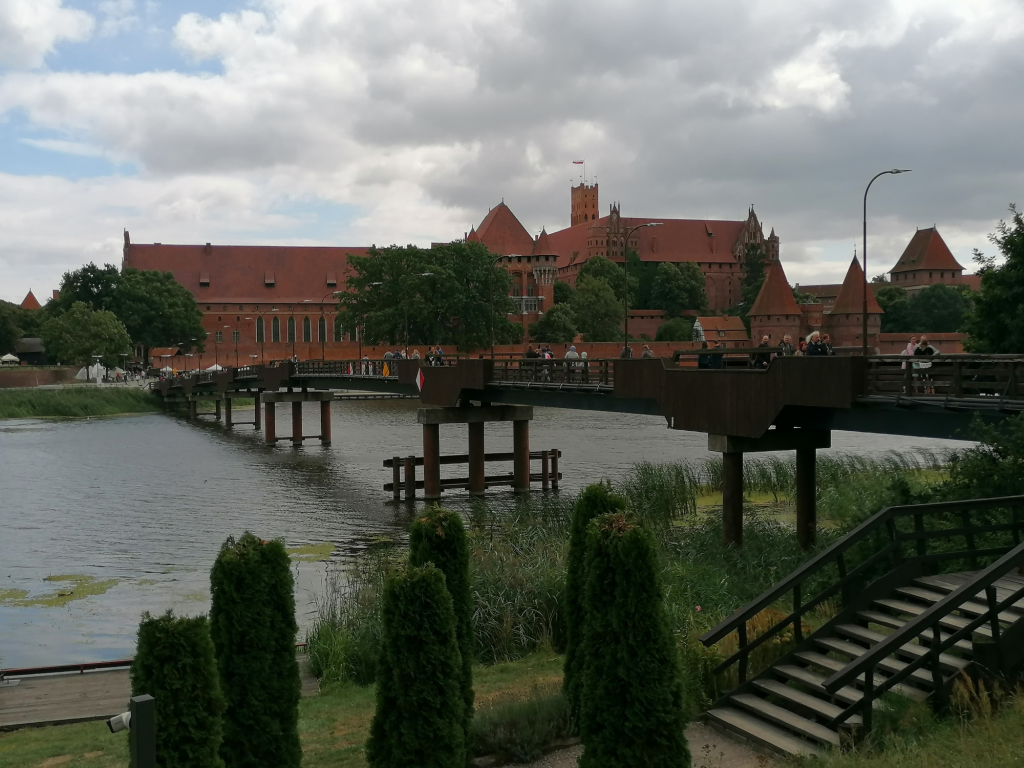 Bruecke-zur-Marienburg Bruecke-zur-Marienburg
