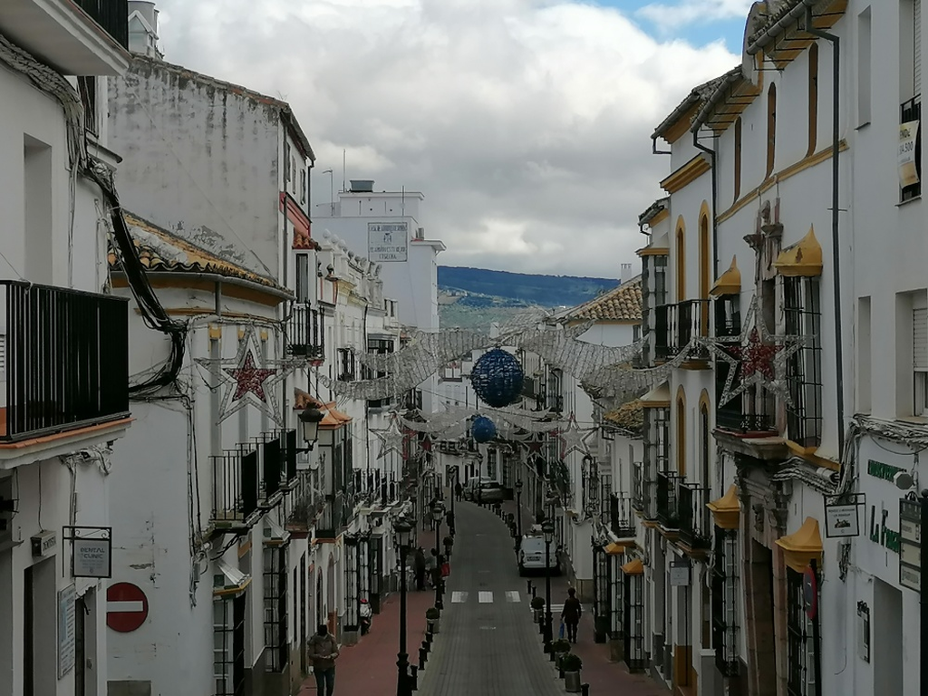 Das-Stadtbild-von-Olvera Das-Stadtbild-von-Olvera