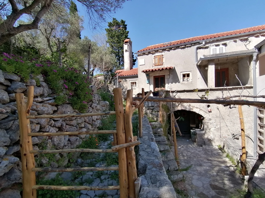 Haus-in-Valun Haus-in-Valun