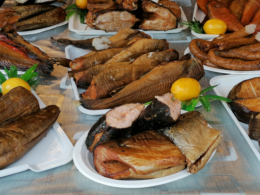 Lecker-geraeucherter-Fisch Lecker-geraeucherter-Fisch