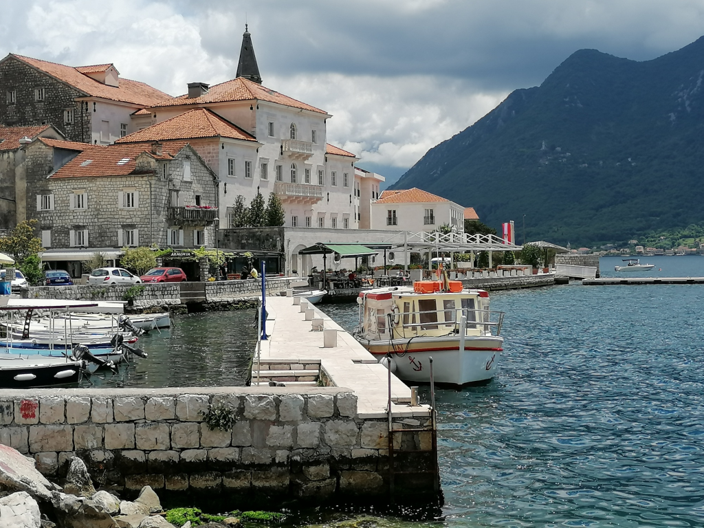 Perast Perast