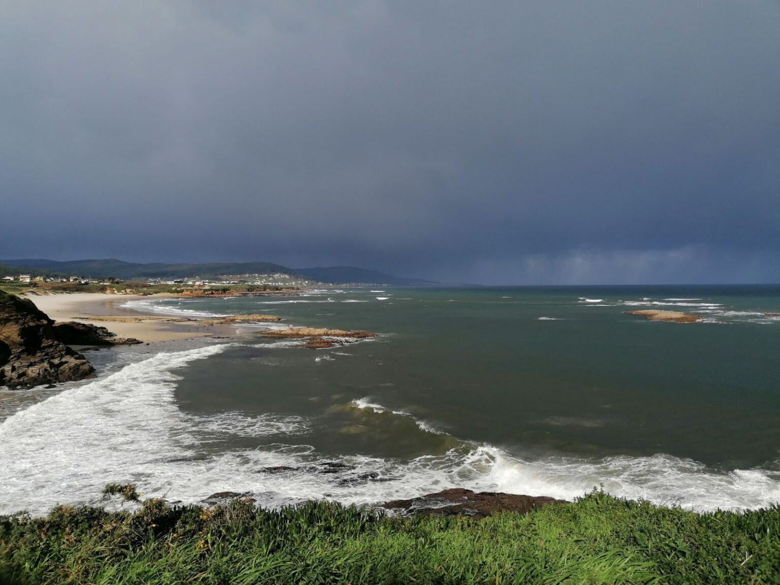 Regen-zieht-auf Regen-zieht-auf