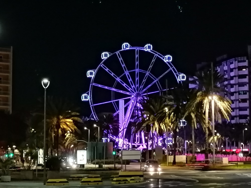 Riesenrad-Naehe-Hafen Riesenrad-Naehe-Hafen