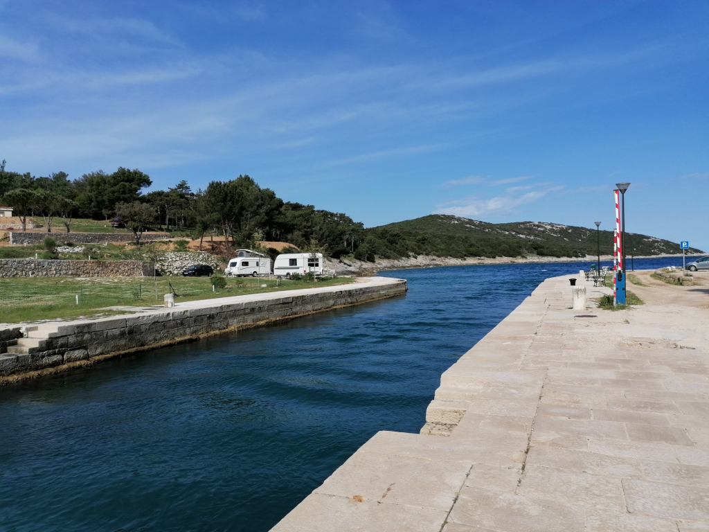 Vor-der-Drehbruecke Vor-der-Drehbruecke